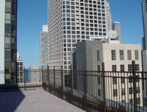 SP FENCE COMPLETES STEEL FENCE ON HIGH RISE IN CHICAGO